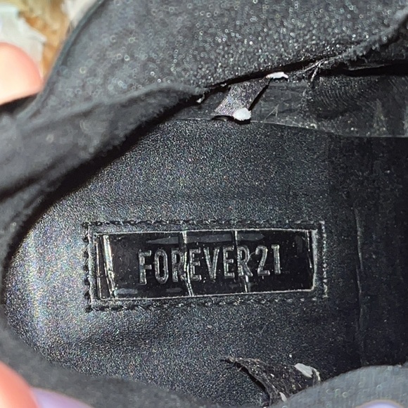 Forever 21 heeled boots - Picture 2 of 5